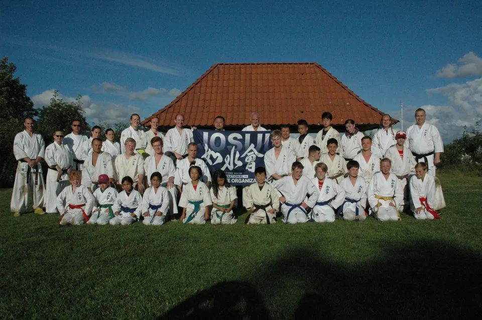 Deltagere fra Viborg Karate Skole ved sommerlejren på Livø d. 1. – 5. juli 2016