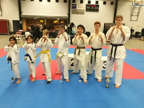 Deltagere ved 5. Open Kyokushin Tezuka Cup d. 28. januar 2017 i Rotterdam.